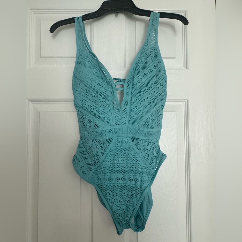BECCA Women's Standard One Piece Swimsuit, Plunge Neck, Crochet - Picture 4 of 5
